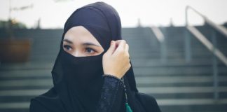 Aisyah Seorang Wanita Muslimah Sebagai Panutan