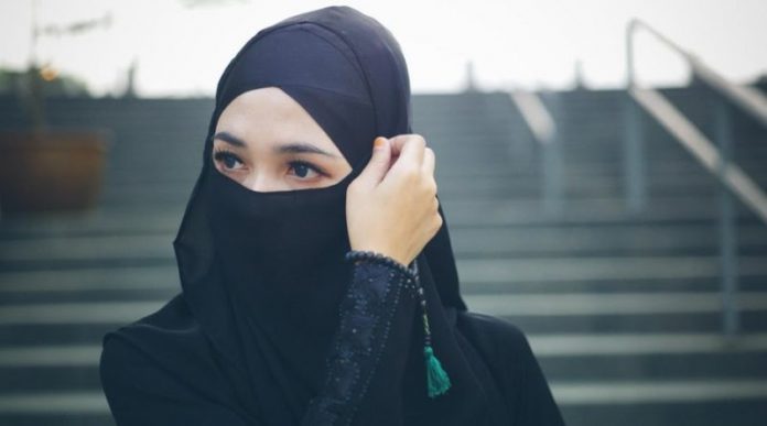 Aisyah Seorang Wanita Muslimah Sebagai Panutan