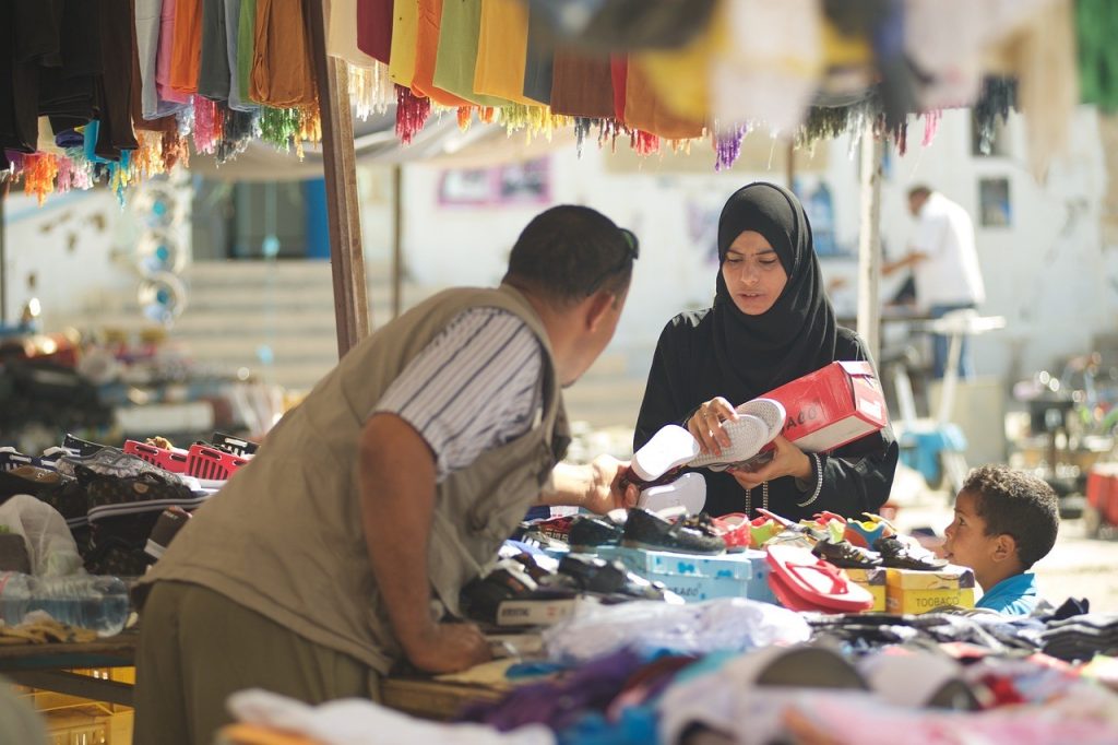 Akhlak mahmudah adalah