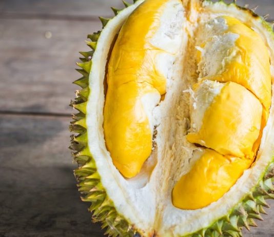 Apakah Kandungan Alkohol dalam Durian Membuat Buah ini Haram