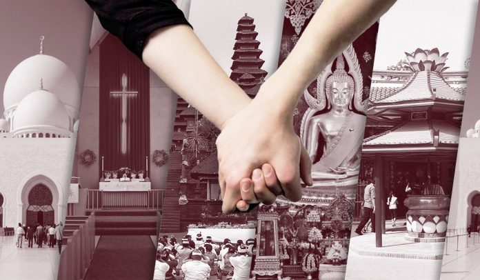 Billy Syahputra dan Amanda Kenakan Busana Pengantin dan Ini Hukum Menikah Beda Agama