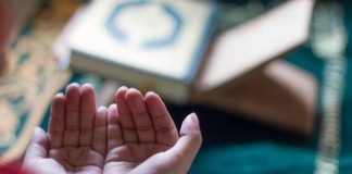 Doakan Orang Tua dan Keutamaannya Menurut Islam