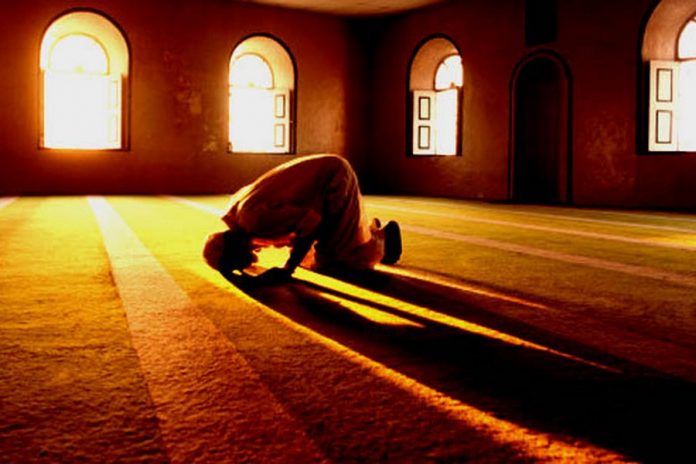 Kajian Islam Tips Shalat Lima Waktu agar Bisa Istiqomah