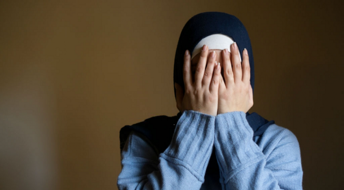 Menghilangkan Kebiasaan Overthinking yang Tidak Perlu dengan jalan islam