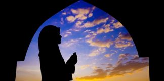 Naya Rivera Selamatkan Anaknya dan Ini Kemuliaan Ibu Menurut Islam