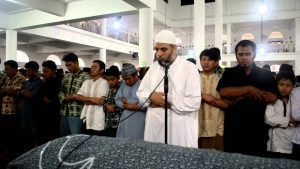 PDP Corona Lompat dan Islam Perbolehkan Shalatkan Jenazah