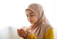 Tips Merawat Kesehatan Mental Versi Islami