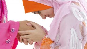 Ucapan Maaf Untuk Orang Tua dan Tujuannya Dalam Islam