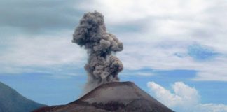 gunung krakatau