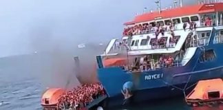 kapal Feri terbakar